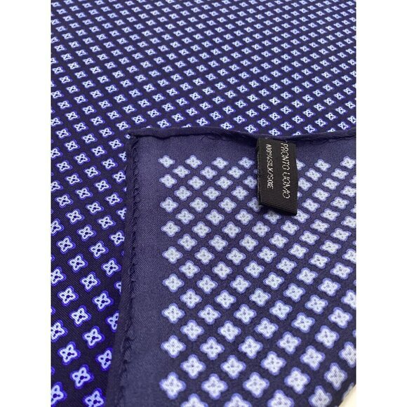PRONTO UOMO Blue Geometric Pocket Square Silk Hand Rolled 13.5"- 14.5" EX COND - Picture 4 of 4